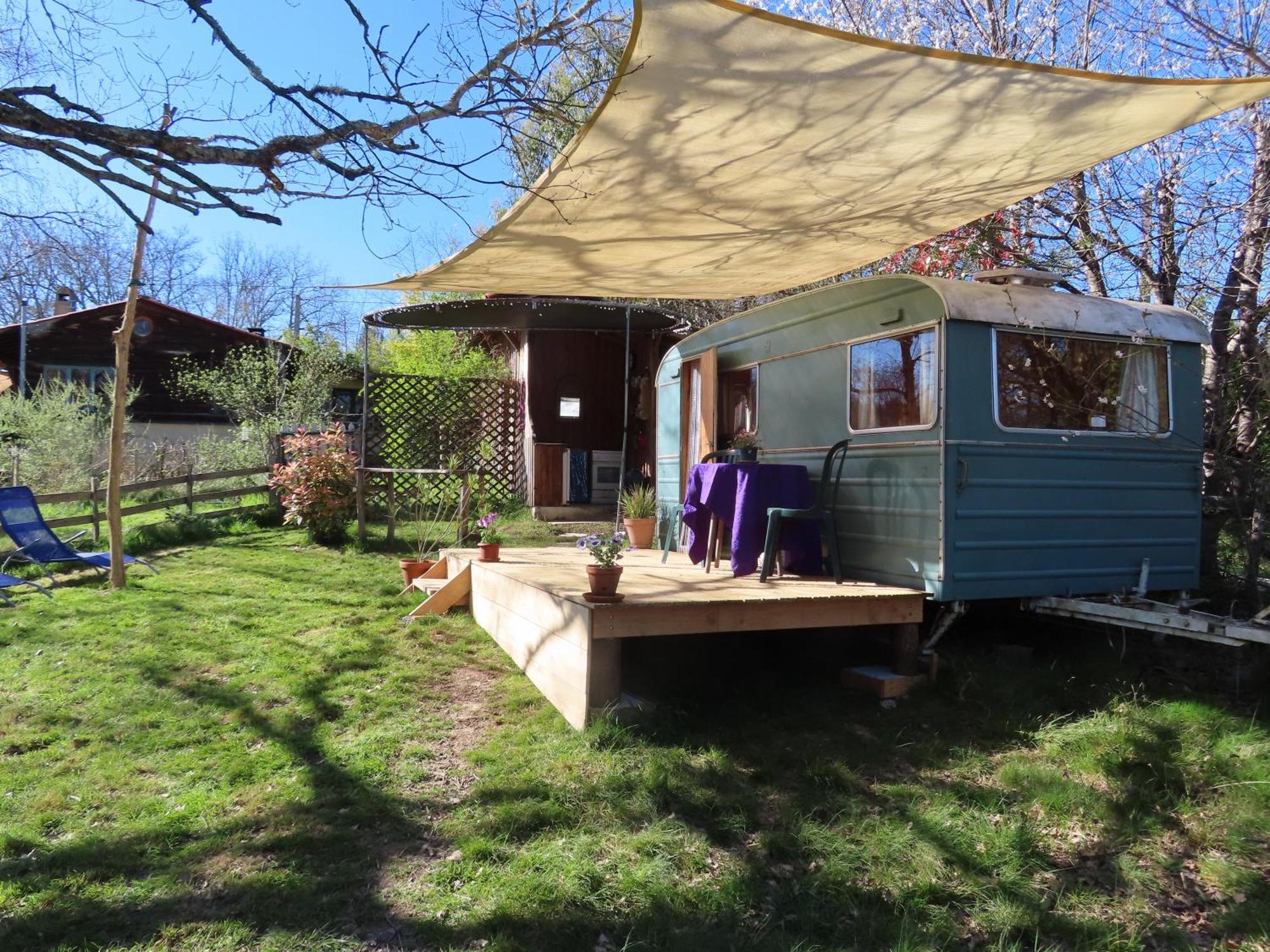 Cosy Cabane Montbrun-Bocage Eksteriør bilde